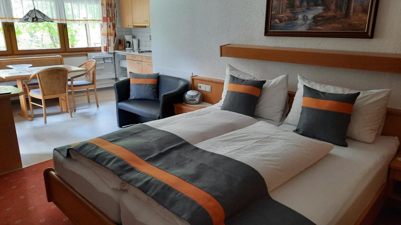 Gaestehaus Almrausch, Ferienanlage Mit Pool Nassereith Ngoại thất bức ảnh