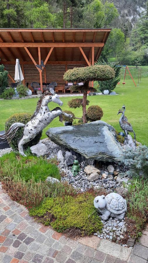 Gaestehaus Almrausch, Ferienanlage Mit Pool Nassereith Ngoại thất bức ảnh