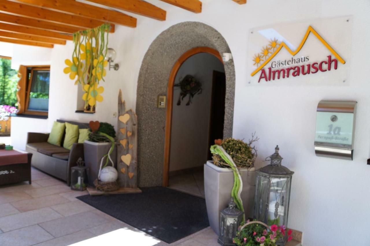Gaestehaus Almrausch, Ferienanlage Mit Pool Nassereith Ngoại thất bức ảnh