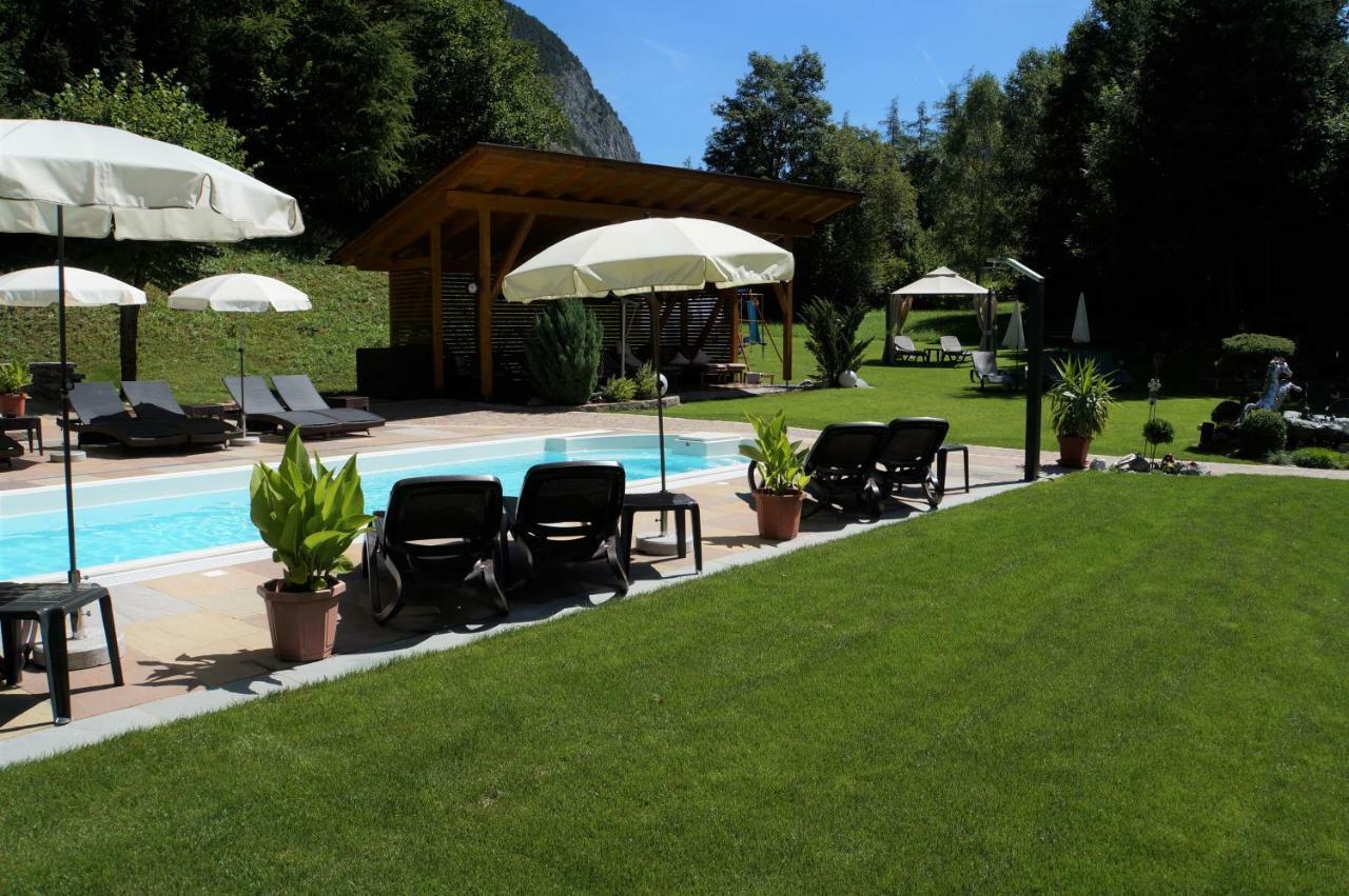Gaestehaus Almrausch, Ferienanlage Mit Pool Nassereith Ngoại thất bức ảnh